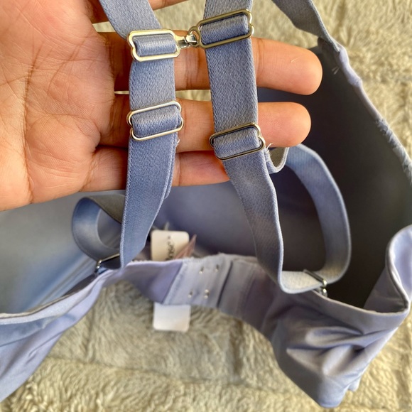 La vie en Rose Adjustable Hook Eye and Closure Pushup Bra - Picture 5 of 7